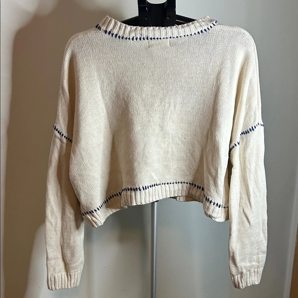 Jessica Simpson Cream and Blue Knit - Picture 6 of 7